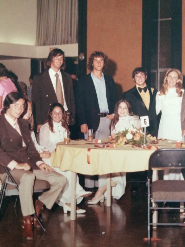 No photo description available.